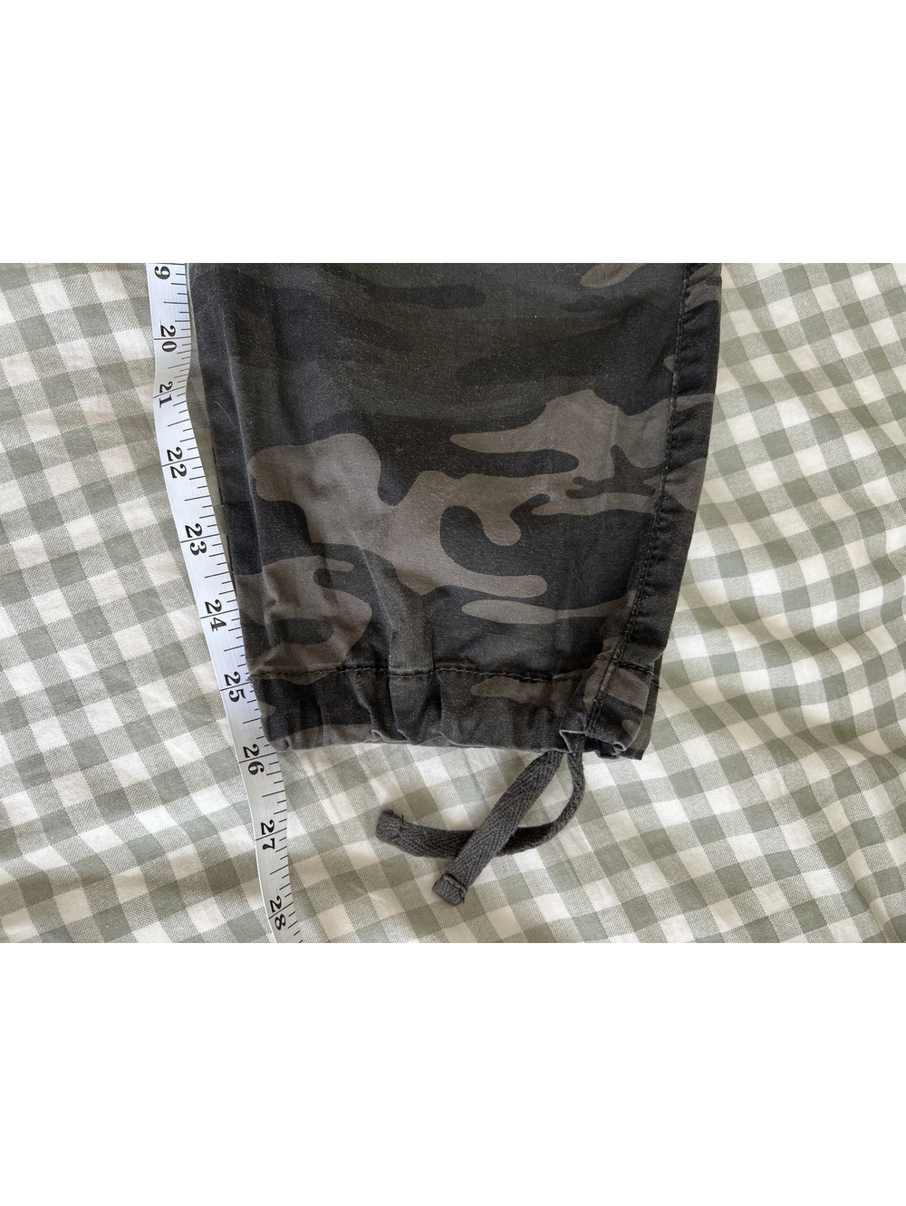 Sanctuary Camouflage Lightweight Cargo Joggers Women's Size Small Streetwear - Picture 7 of 7